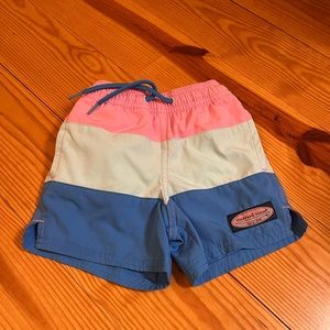 Vineyard Vines swim trunk 2T